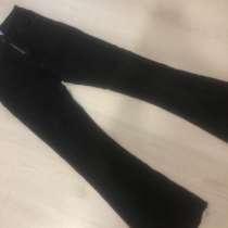 Чёрные клещённые джинсы, в Владикавказе