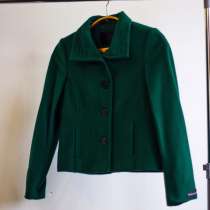 Полупальто новое, в Москве