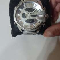 Часы DIESEL в нармальном состоянии полный комплект из Крыма, в Москве