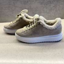 Кроссовки женские 38 размер оригинал, в Кемерове