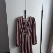 На продажу вылетают женские вещи, в Екатеринбурге