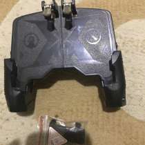 Держатель для телефона с курками тригерами, в Волгограде