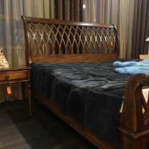 Кровать деревянная с 2 тумбами, в Новосибирске