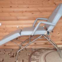 Продам кресло массажное, косметическое, в Москве