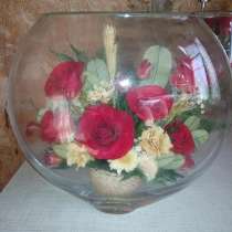 Розы в стекле, в Москве