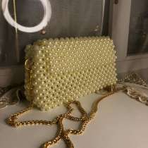 Клатч из жемчужных бусин, в Пятигорске