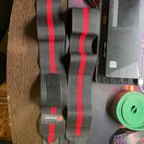 Продам напульсники, лямки и резинку для подтягиваний, в Липецке