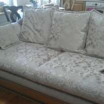 Продаю диван и кресло, производство Италия, в Москве