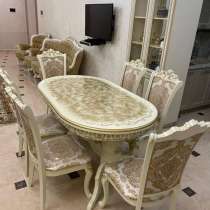 Кухонный стол и стулья, в Москве