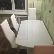 Продам стол и 4 стула, в Ульяновске