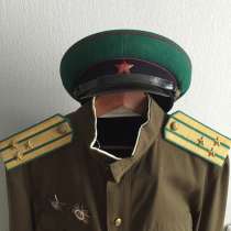 Верхняя одежда офицера пограничника, в Москве