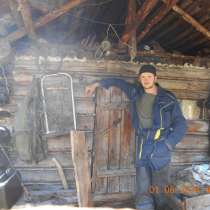 Артём, 32 года, хочет пообщаться, в Магадане