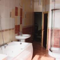 Укладка плитки, мозаики, ремонт ванных комнат, в Омске