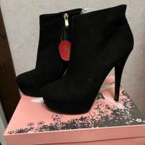Ботики замшевые на шпильке р 38, в Грозном