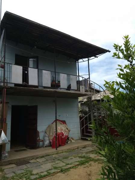 Продается двухэтажный дом с землей в Батуми в фото 10