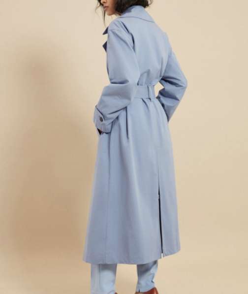 Плащ в Москве