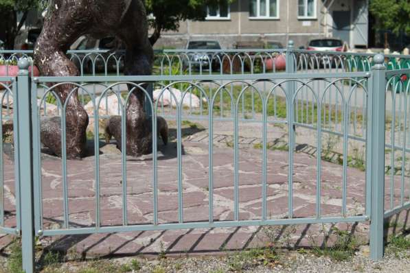 Скамейки, лавочки, заборы и ворота, газонные ограждения в Новосибирске фото 11