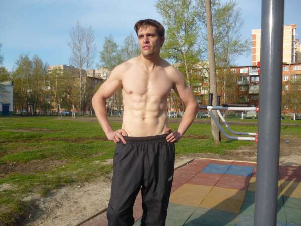Олег, 33 года, хочет познакомиться