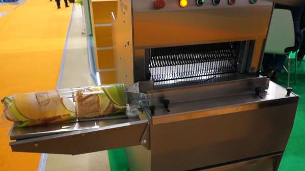 Хлеборезательная машина «Агро-Слайсер» для завода в Челябинске