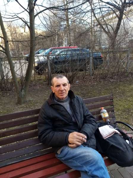 Вова, 60 лет, хочет пообщаться в Санкт-Петербурге