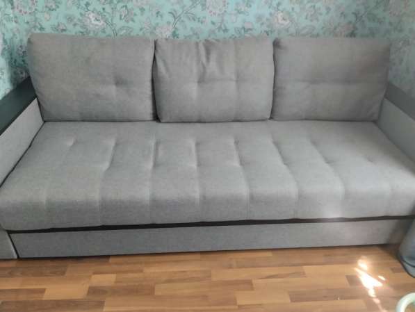 Диван книжка