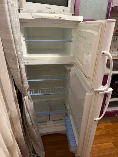 Продается холодильник! в Санкт-Петербурге фото 3