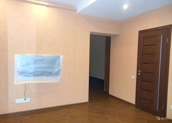 2-к квартира, 55 м², 1/4 эт