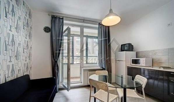 Сдам однокомнатную квартиру в Санкт-Петербурге. Жилая площадь 41 кв.м. Этаж 2. в Санкт-Петербурге фото 3