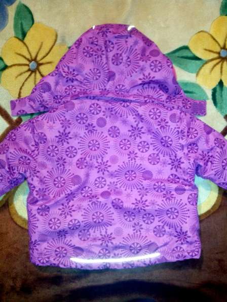 Курточка для ребёнка р-р 74-80 зима, демисезон в фото 6