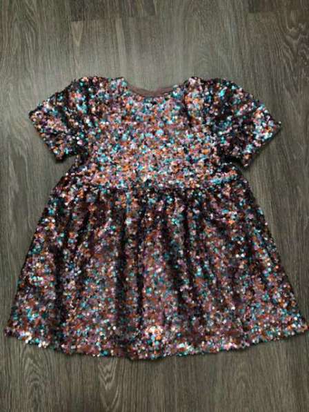 Платье с разноцветными пайетками SELA