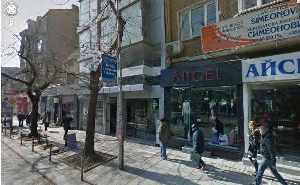 В центъра на град Варна се продава небольшой магазин