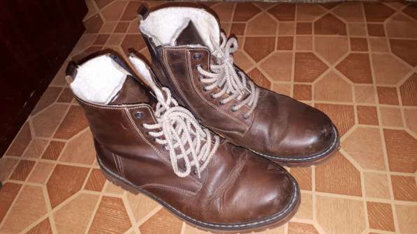 Продам зимние кож. ботинки мужские размер 42 натуральный мех