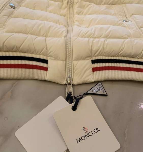 Пуховик Moncler в Санкт-Петербурге фото 4