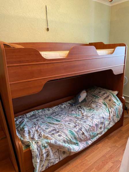 Кровать, шкаф, стол в Казани фото 5