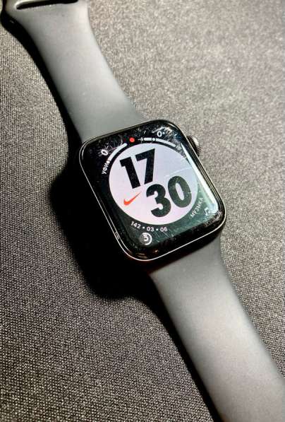 Часы Apple watch se 2020 40mm