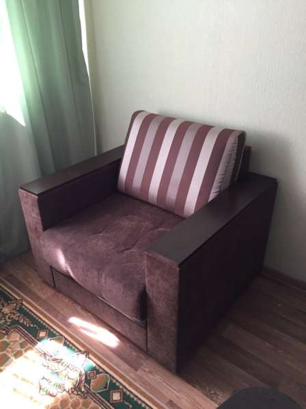 Продам диван и кресло в Рязани фото 3