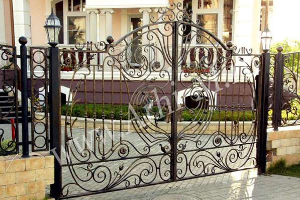 Кованые ворота в Москве фото 3