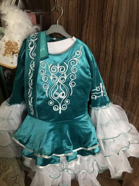 Казахский национальный костюм для деврочек в 