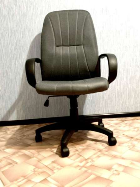 Офисное кресло в Чебоксарах фото 3