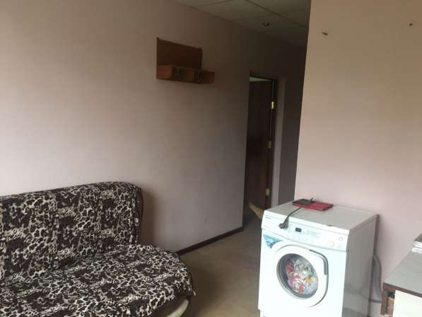 Продам нежилое помещение на 1-ом этаже в жилом доме. первая в Красноярске