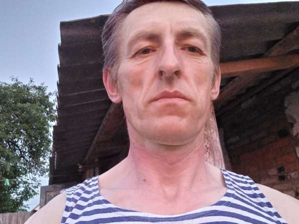 Владимир, 49 лет, хочет пообщаться