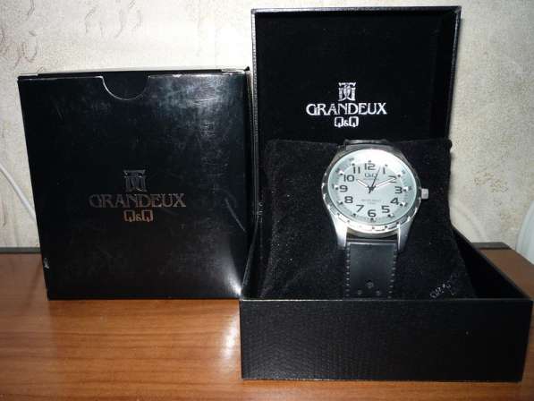 Стильные наручные часы Q&Q AL02 J304 (алюминий) в Москве