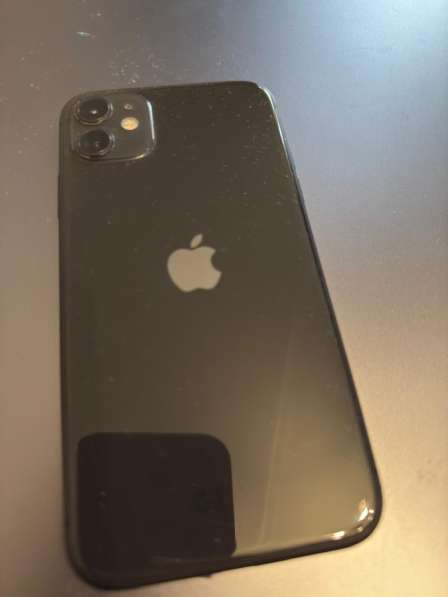 Продам iPhone 11