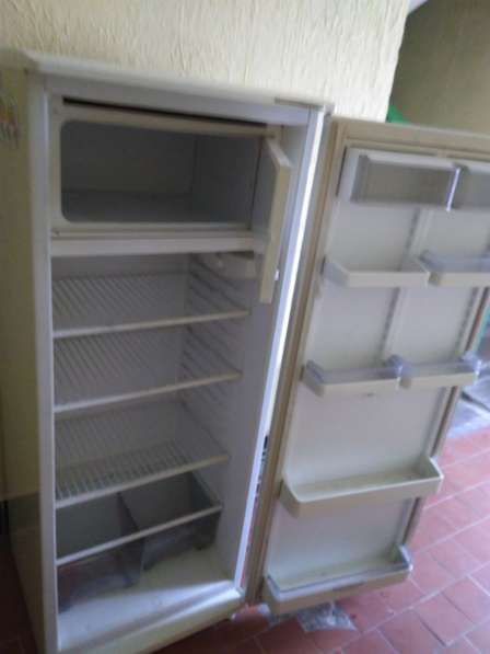 Продам холодильник б/у в хорошем состоянии, не был в ремонте в 