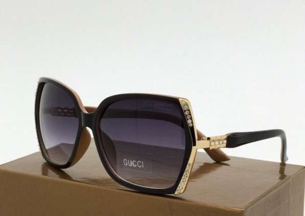 Солнцезащитные очки, модель Gucci в Москве фото 8