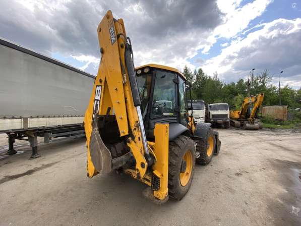 Экскаватор-погрузчик JCB 4CX14H2WM