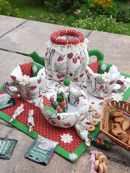 Текстильный чайный набор в Гатчине