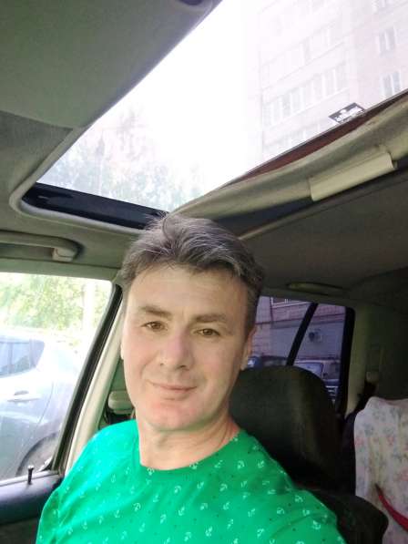 Алексей, 42 года, хочет пообщаться