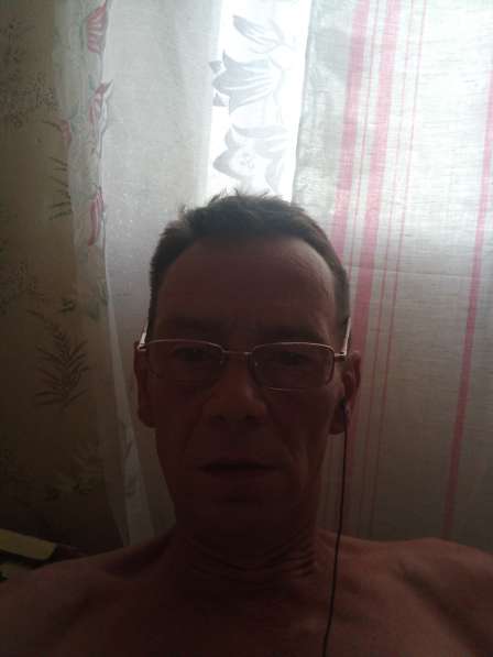 Владимир, 45 лет, хочет пообщаться