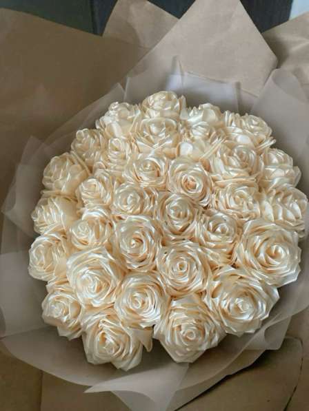 Букеты из атласных лент в Москве фото 5